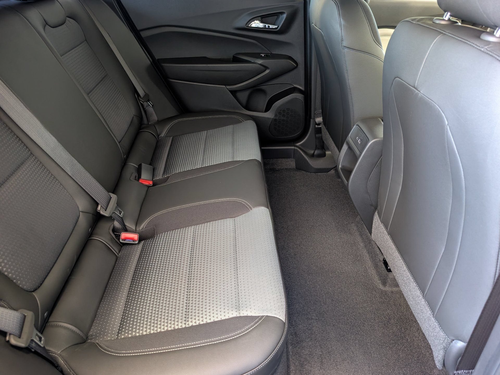 2026 Chevrolet Trax LT - Photo 13