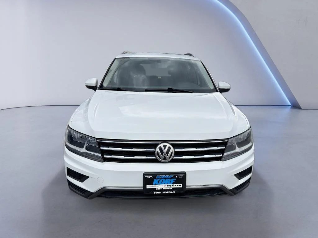 Used 2020 White Volkswagen SE image 8