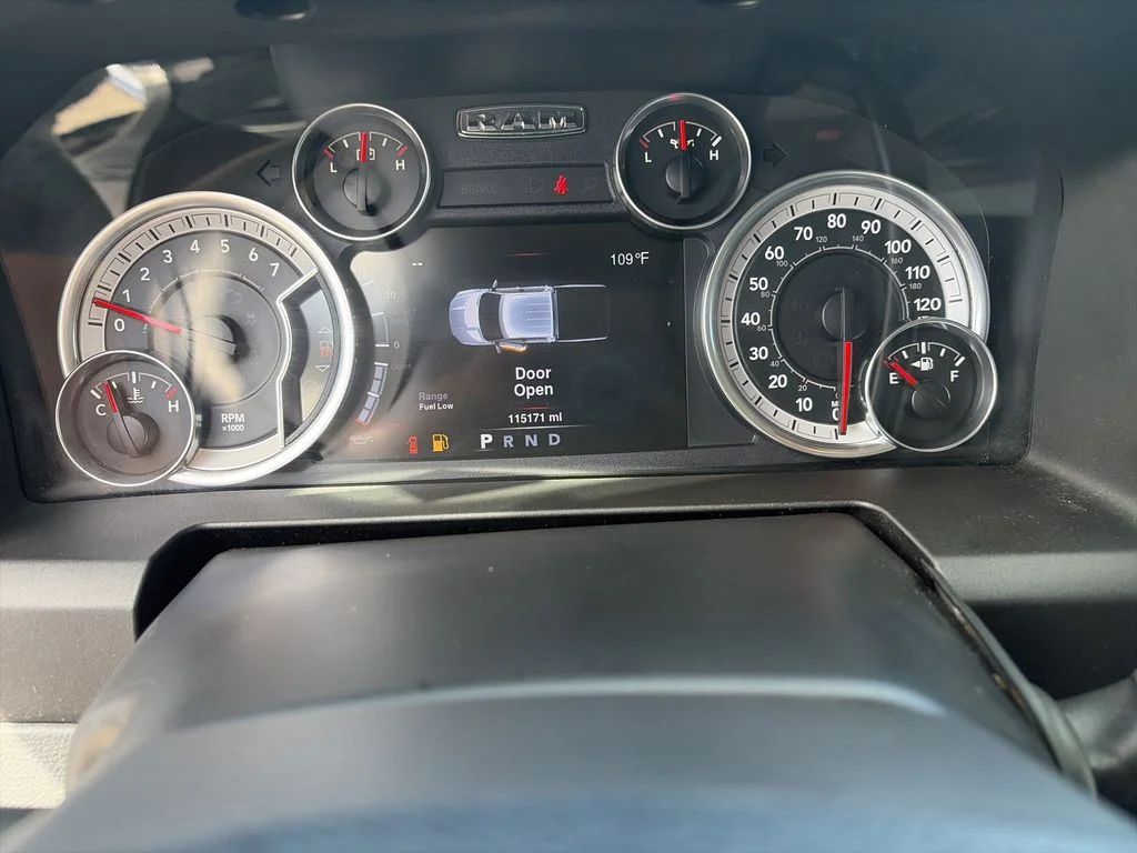 Used 2013 Silver Ram Express image 31