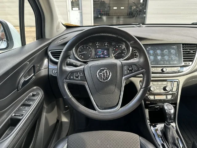 Used 2021 White Buick Preferred image 19