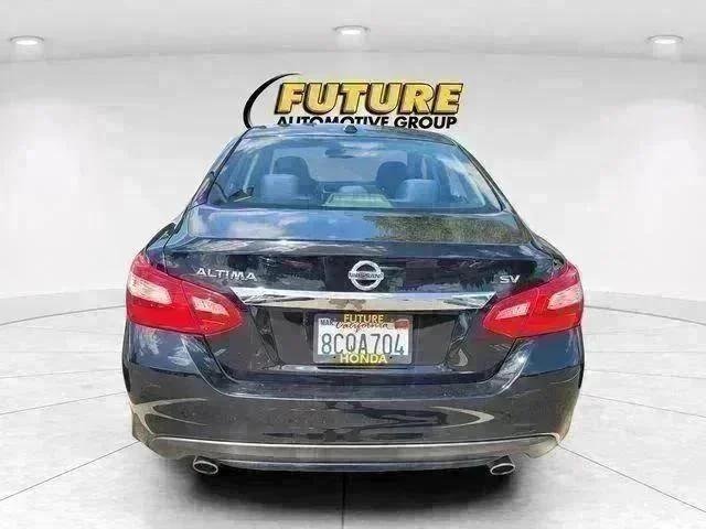 Used 2017 Black Nissan 2.5 SV image 4