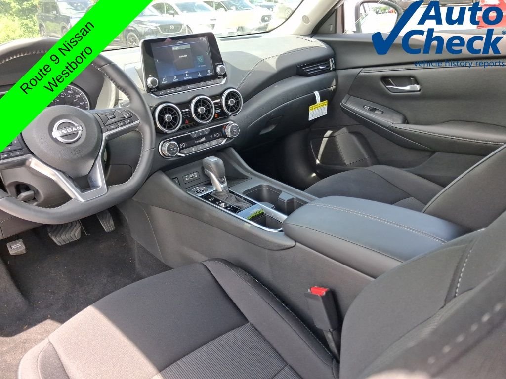 Used 2025 White Nissan SV image 16