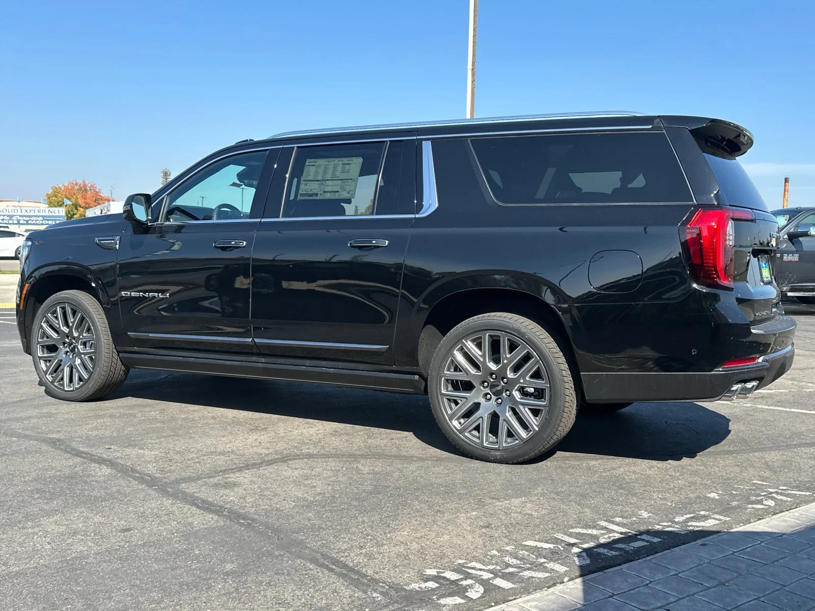 New 2027 Onyx Black GMC Denali Ultimate image 4