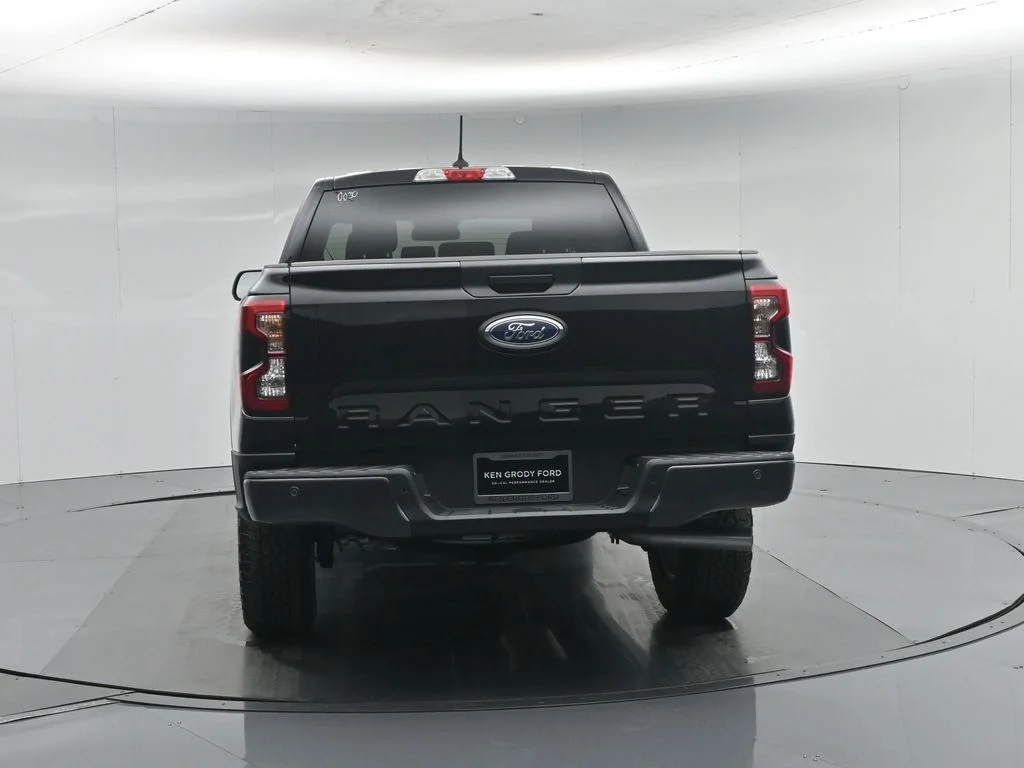 New 2026 Shadow Black Ford XLT image 25