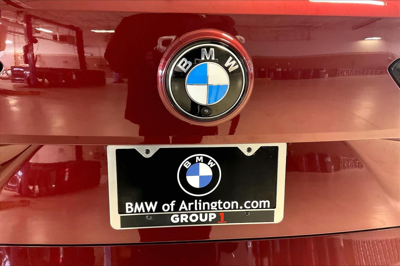 New 2026 Aventurin Red Metallic BMW xDrive60 image 15