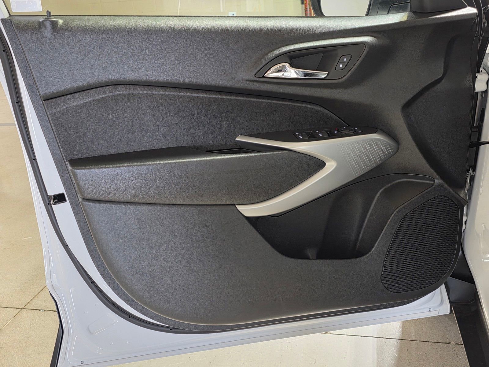 2026 Chevrolet Trax LS - Photo 20