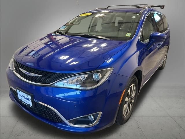 2020 Chrysler Pacifica Touring L Plus's photo