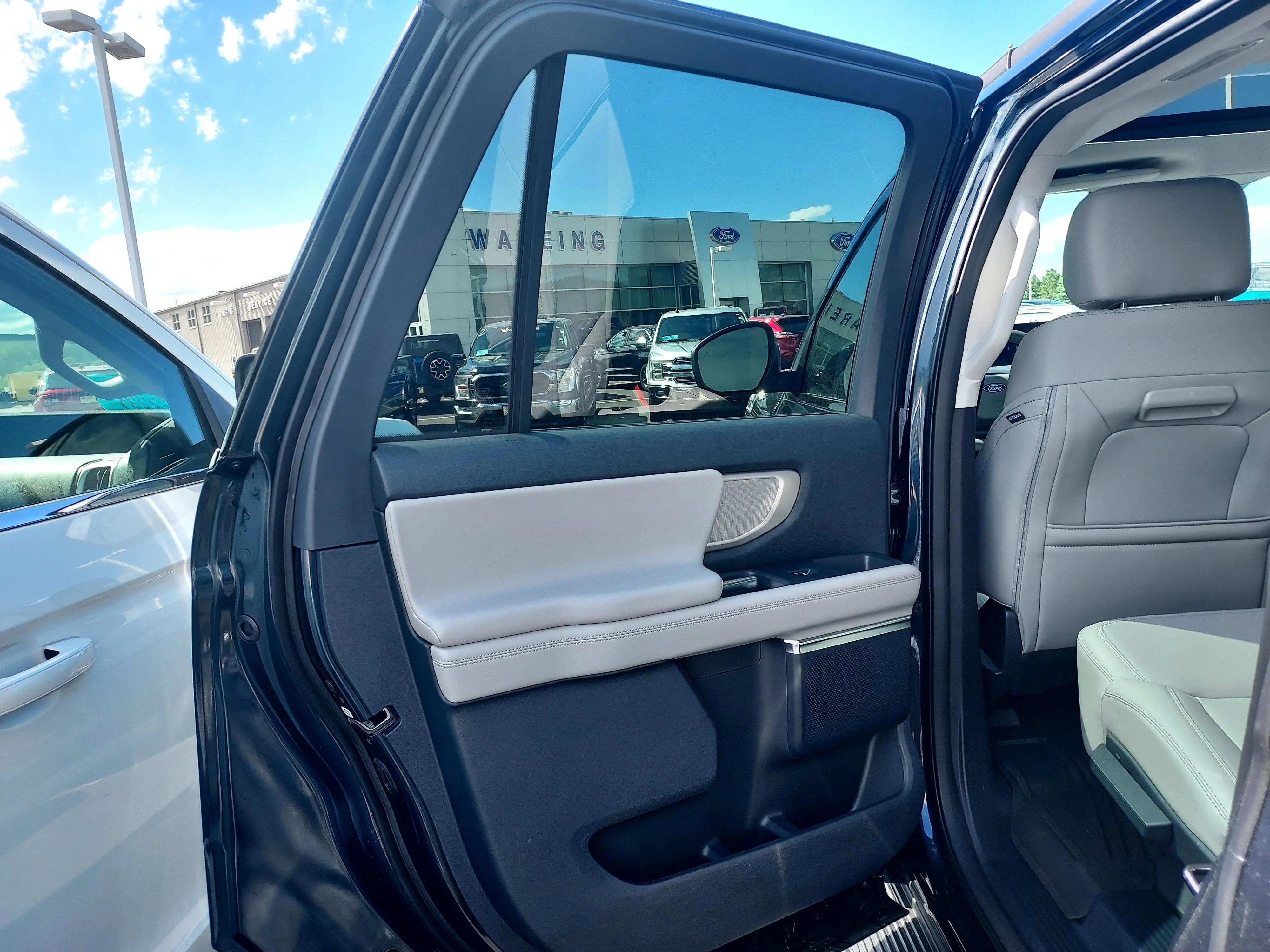 New 2026 Stone Blue Metallic Ford Active image 15