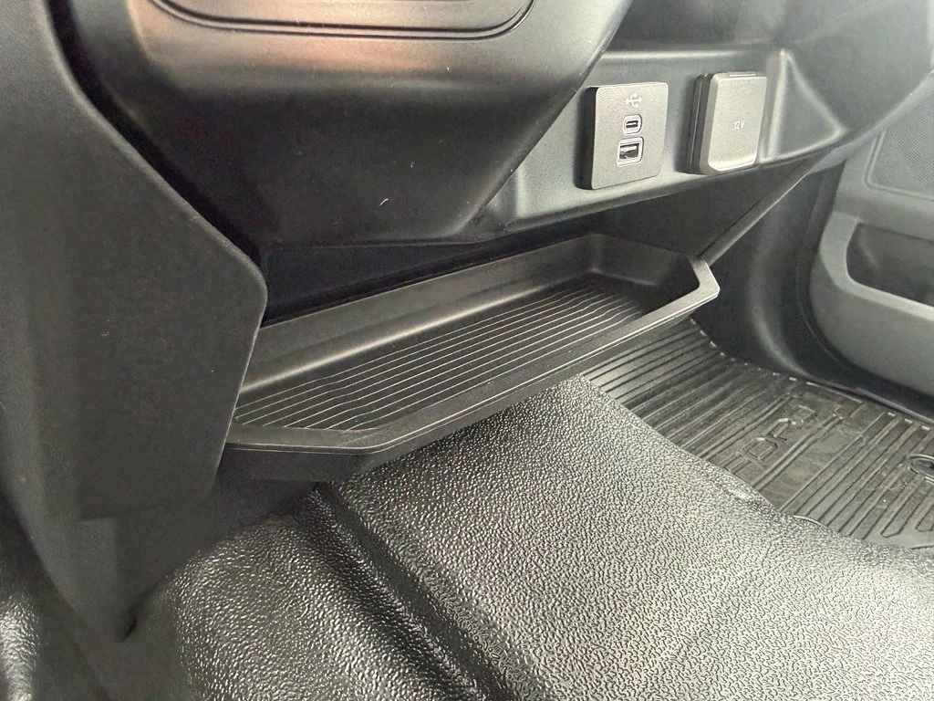New 2026 Oxford White Ford F-250® XL image 30