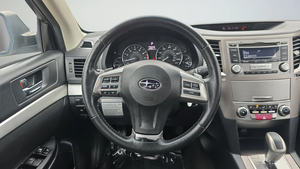 Used 2012  Subaru 2.5i image 34