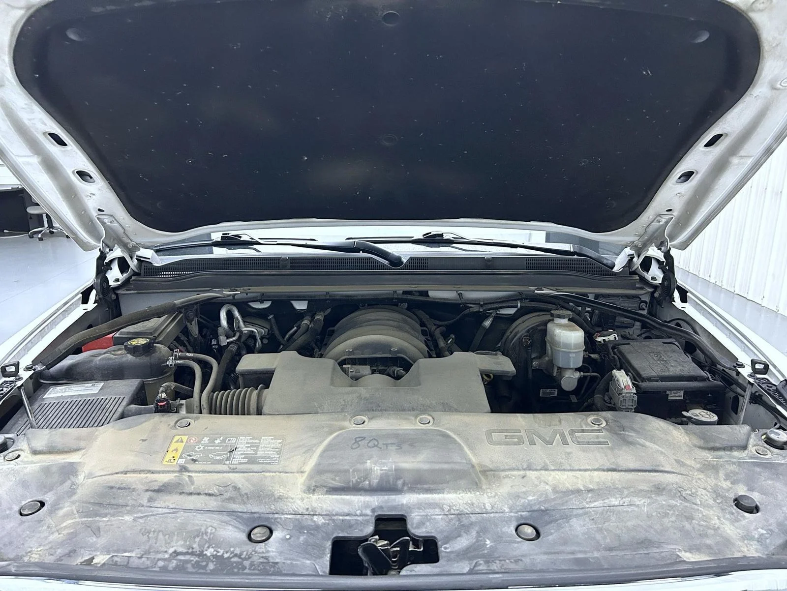 Used 2019 White GMC Denali image 25
