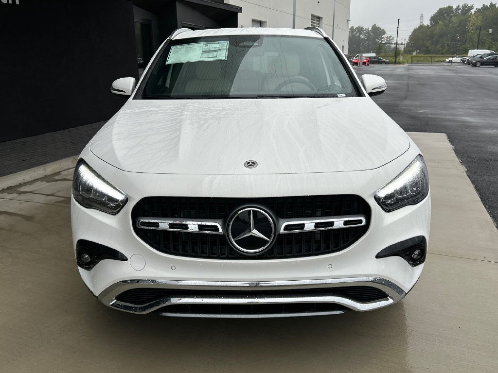 New 2026 Polar White Mercedes-Benz GLA 250 image 39