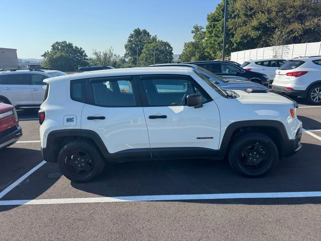 Used 2018 White Jeep Sport image 12