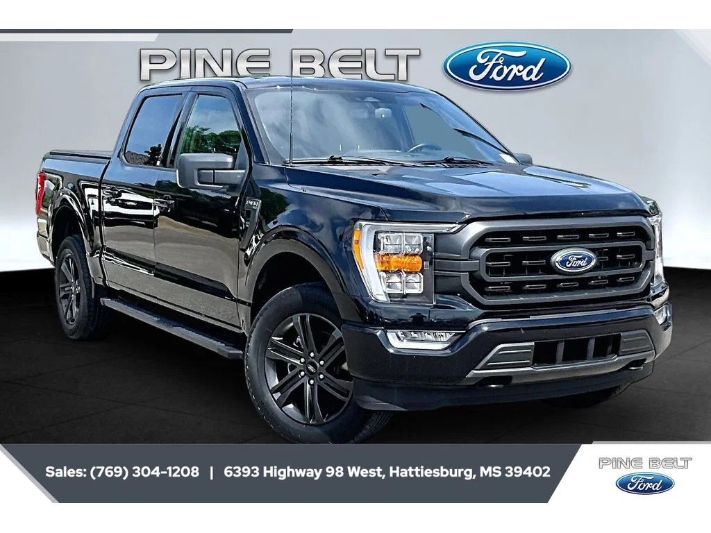 Used 2022 Agate Black Metallic Ford XLT image 1