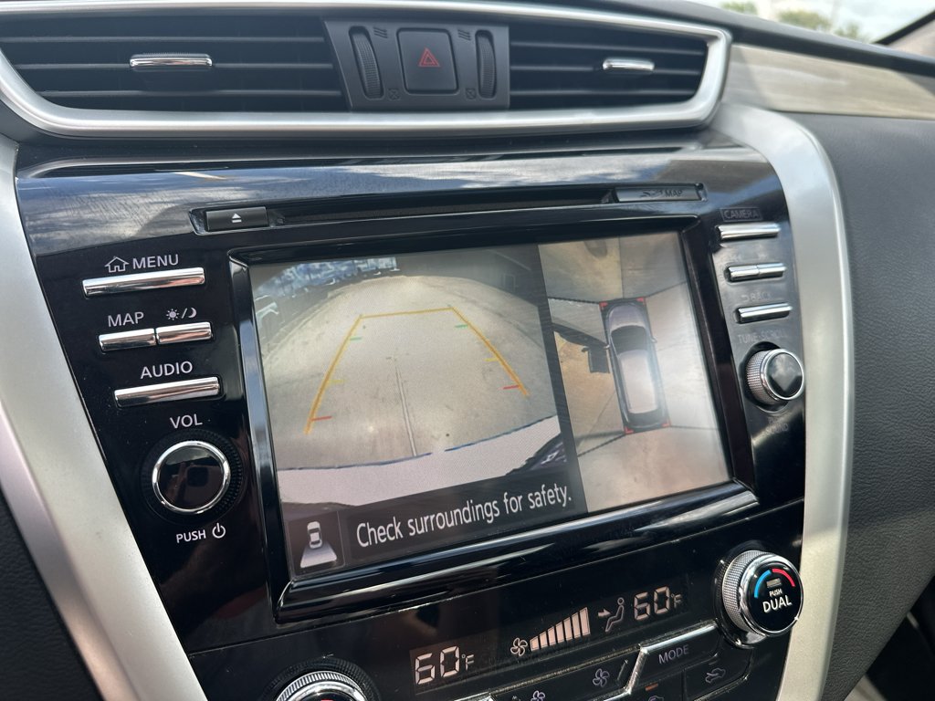 Used 2018 Pearl White Nissan SL image 22