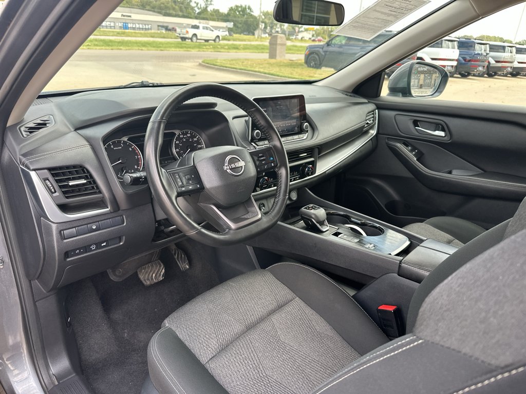 Used 2025 Gun Metallic Nissan SV image 2