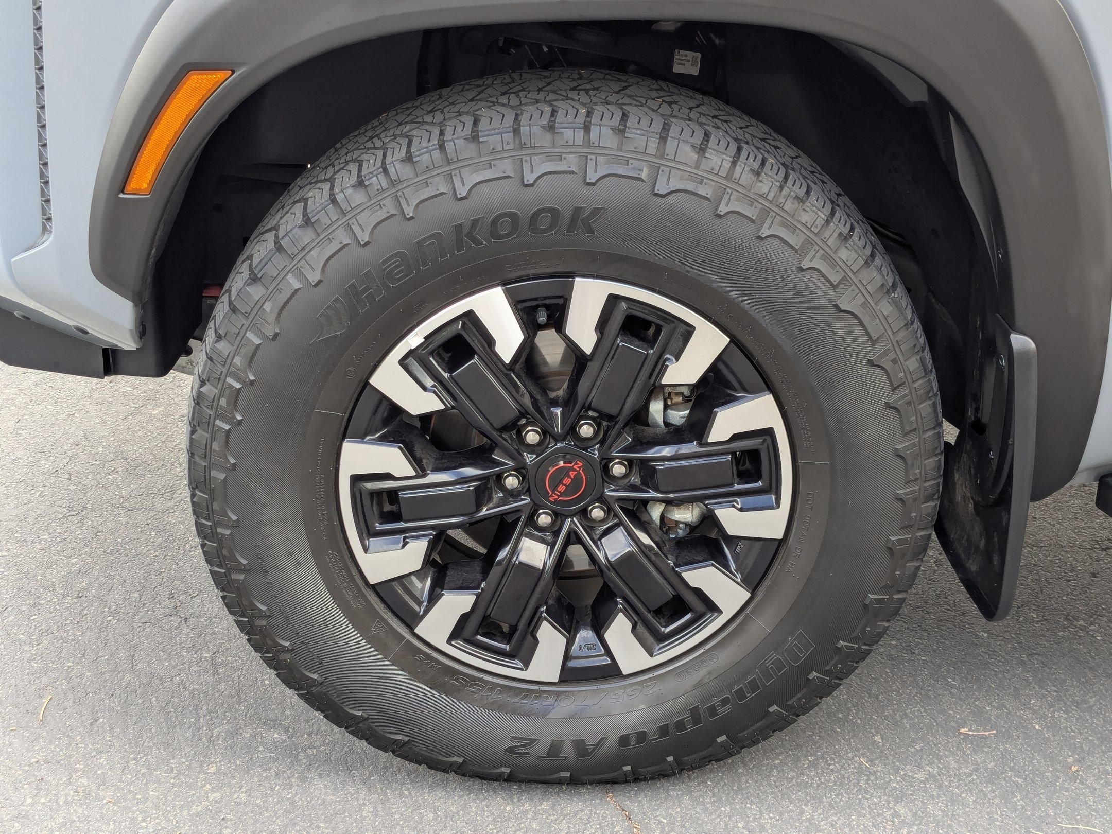 Used 2023 Boulder Gray Pearl Nissan PRO-4X image 11