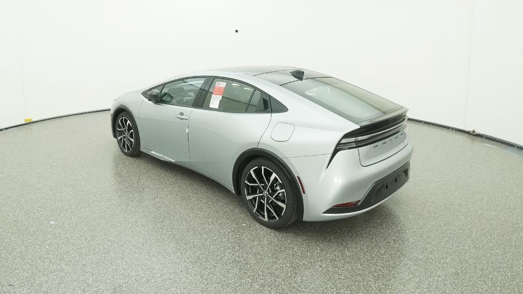 2026 Toyota Prius Plug-in Hybrid XSE Premium - Photo 11