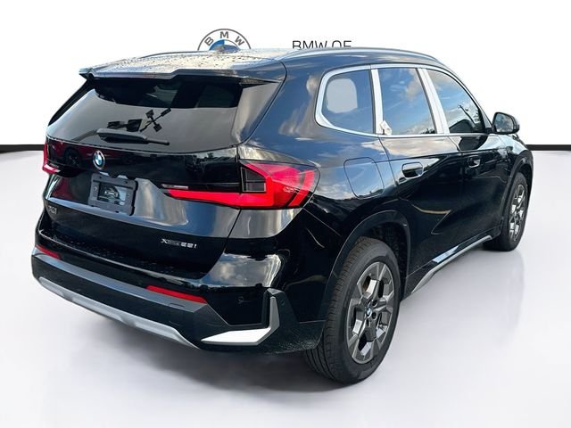 New 2027 Black BMW xDrive28i image 6