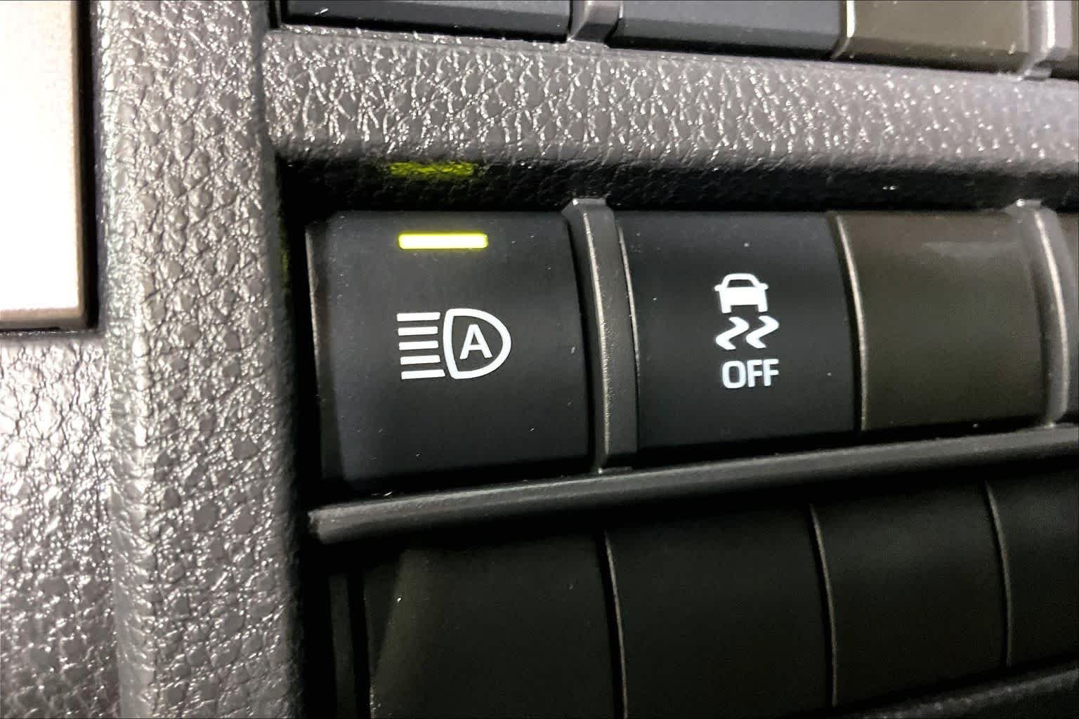 Used 2024 Underground Toyota SR5 image 30