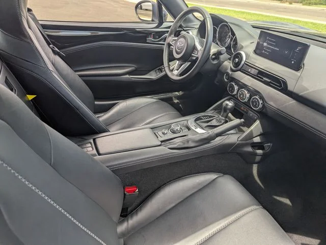 2025 Mazda MX-5 Miata RF Grand Touring - Photo 11