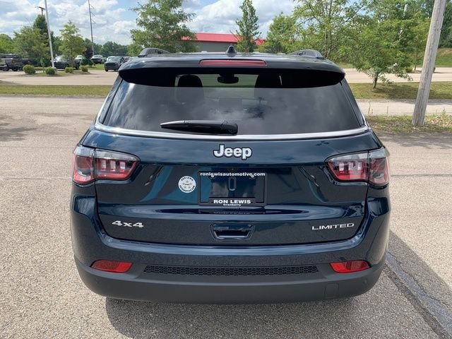 New 2026 Fathom Blue Pearl-Coat Exterior Paint Jeep Limited image 3