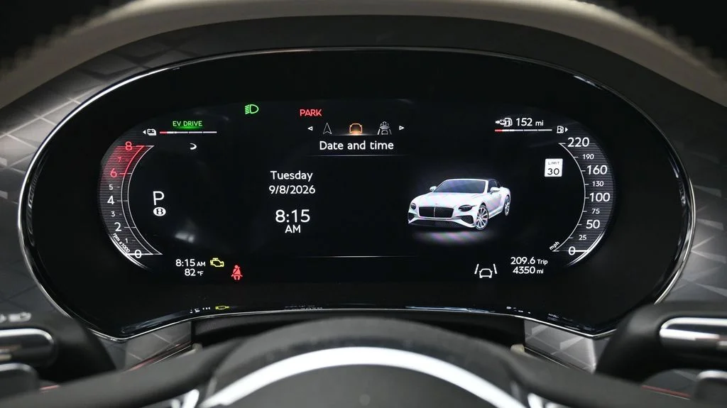 Used 2025 White Bentley Speed image 9