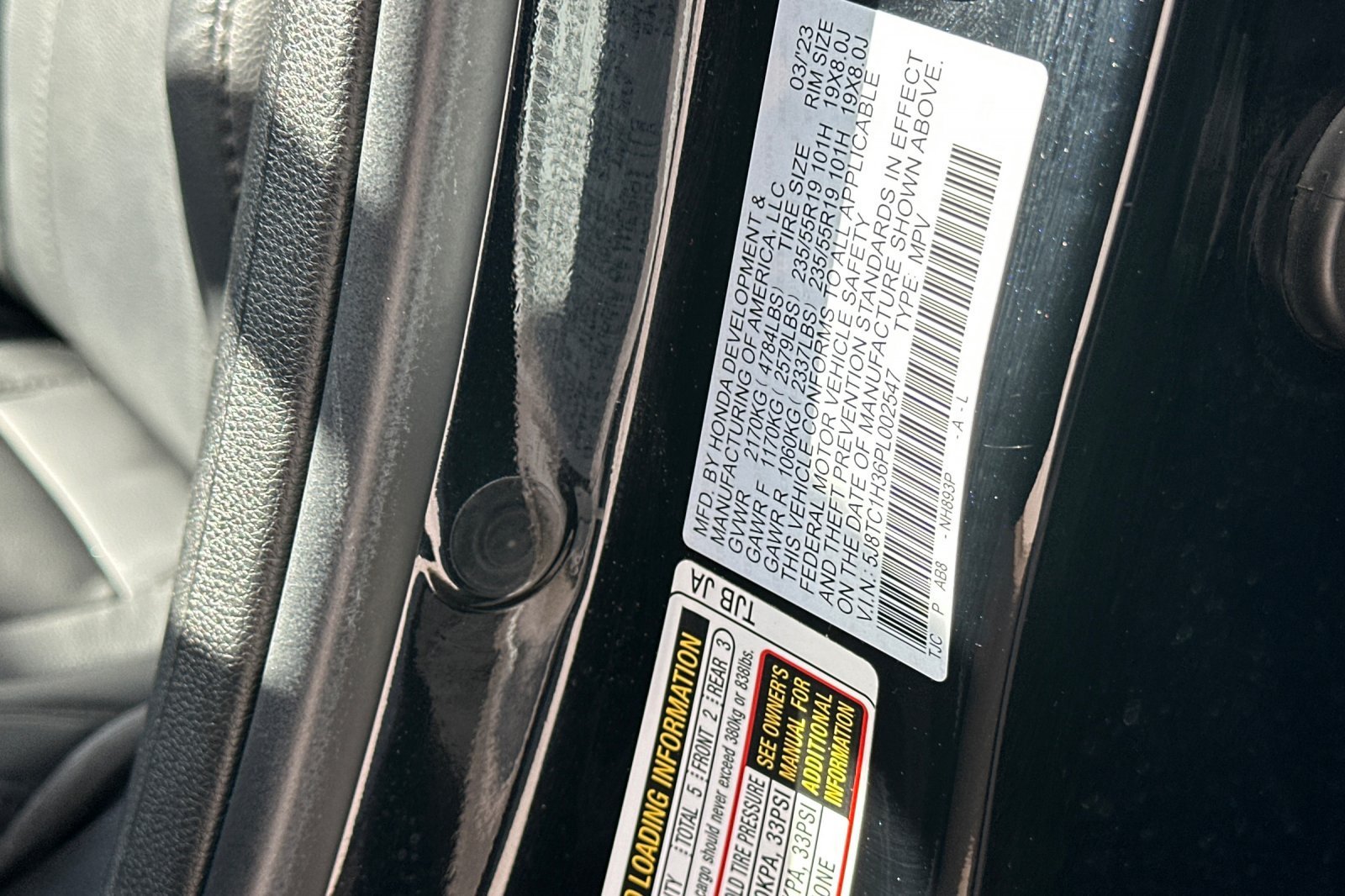 Used 2023  Acura Base image 32
