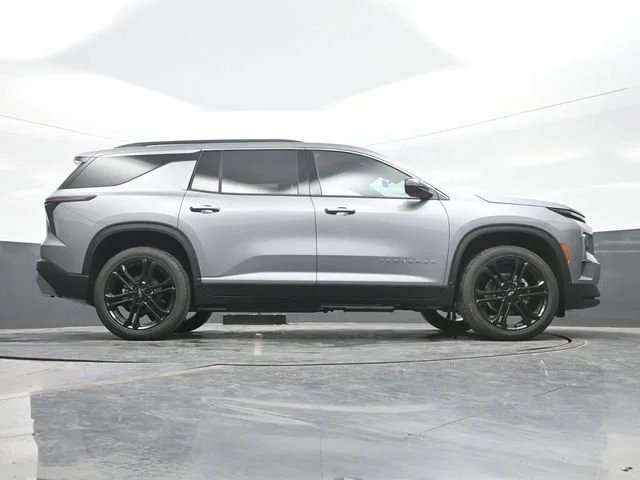 2027 Chevrolet Traverse LT - Photo 24