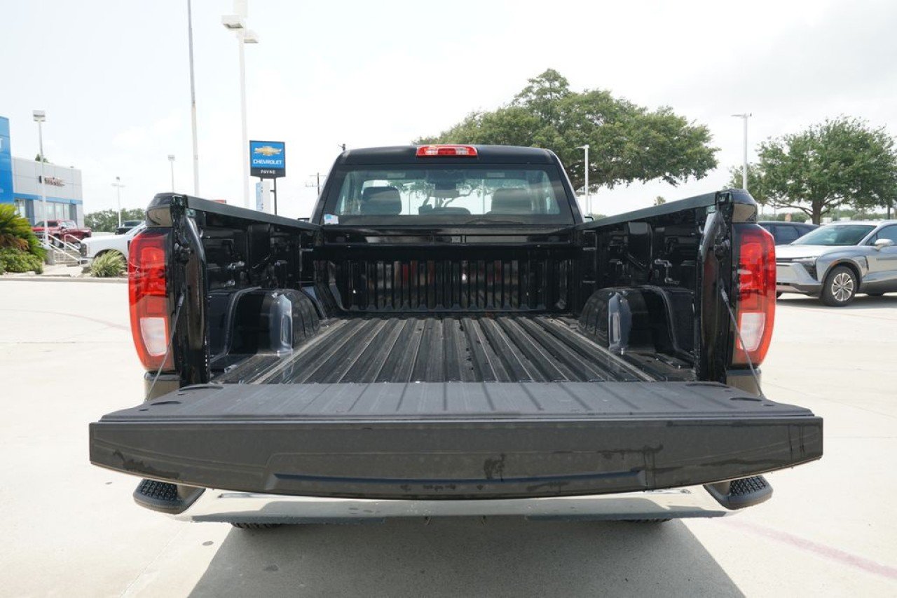 New 2026 Onyx Black GMC Pro image 9
