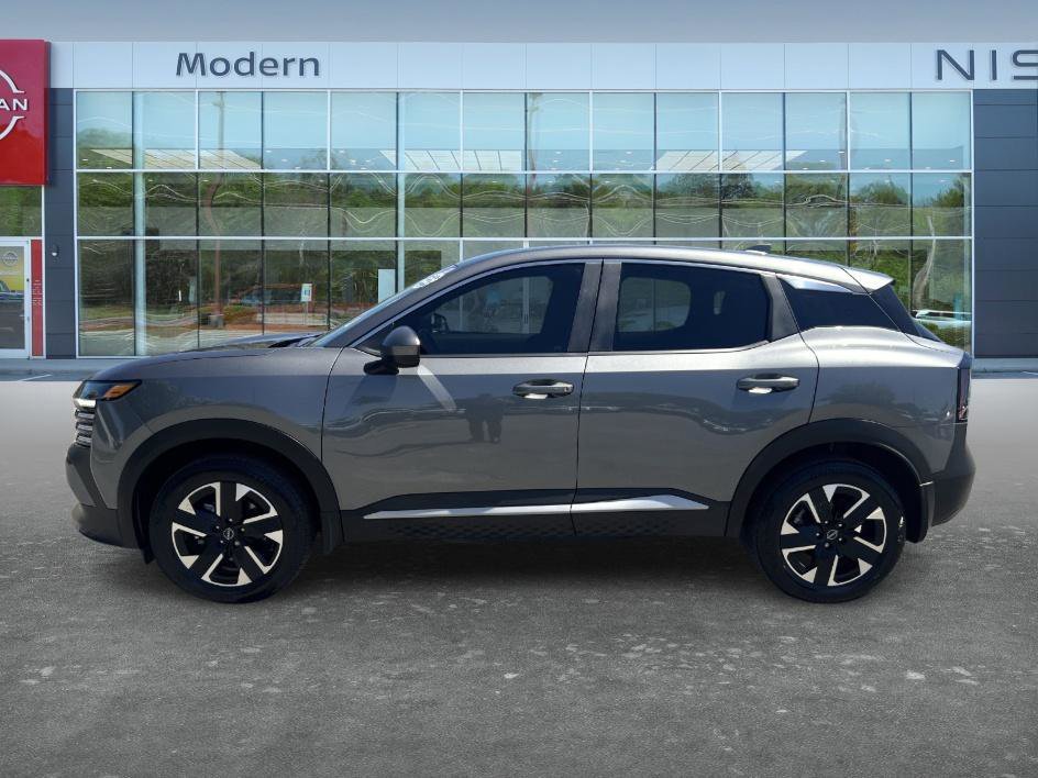 Used 2025 Gun Metallic Nissan SV image 8