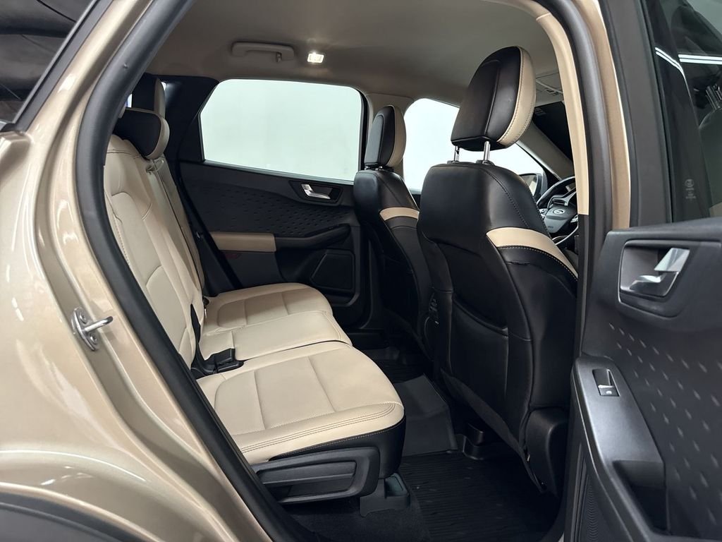 Used 2020 Desert Gold Metallic Ford SEL image 17