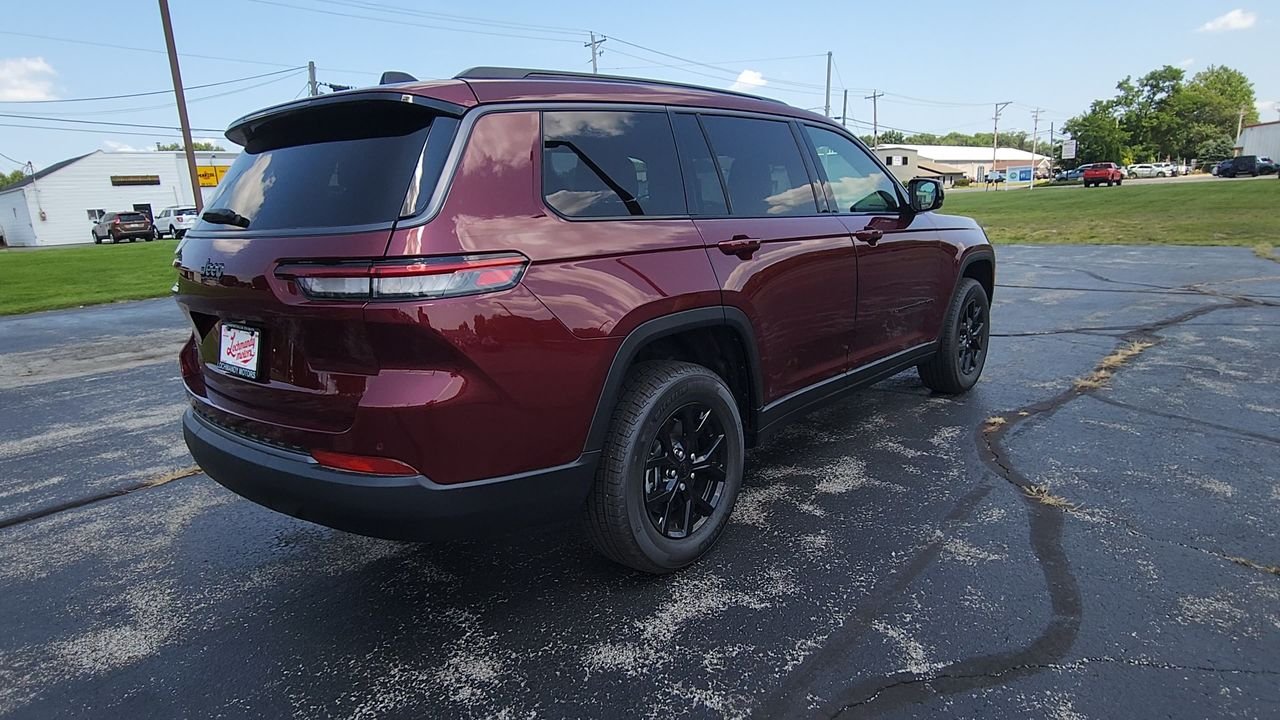 New 2026 Red Jeep Altitude image 8