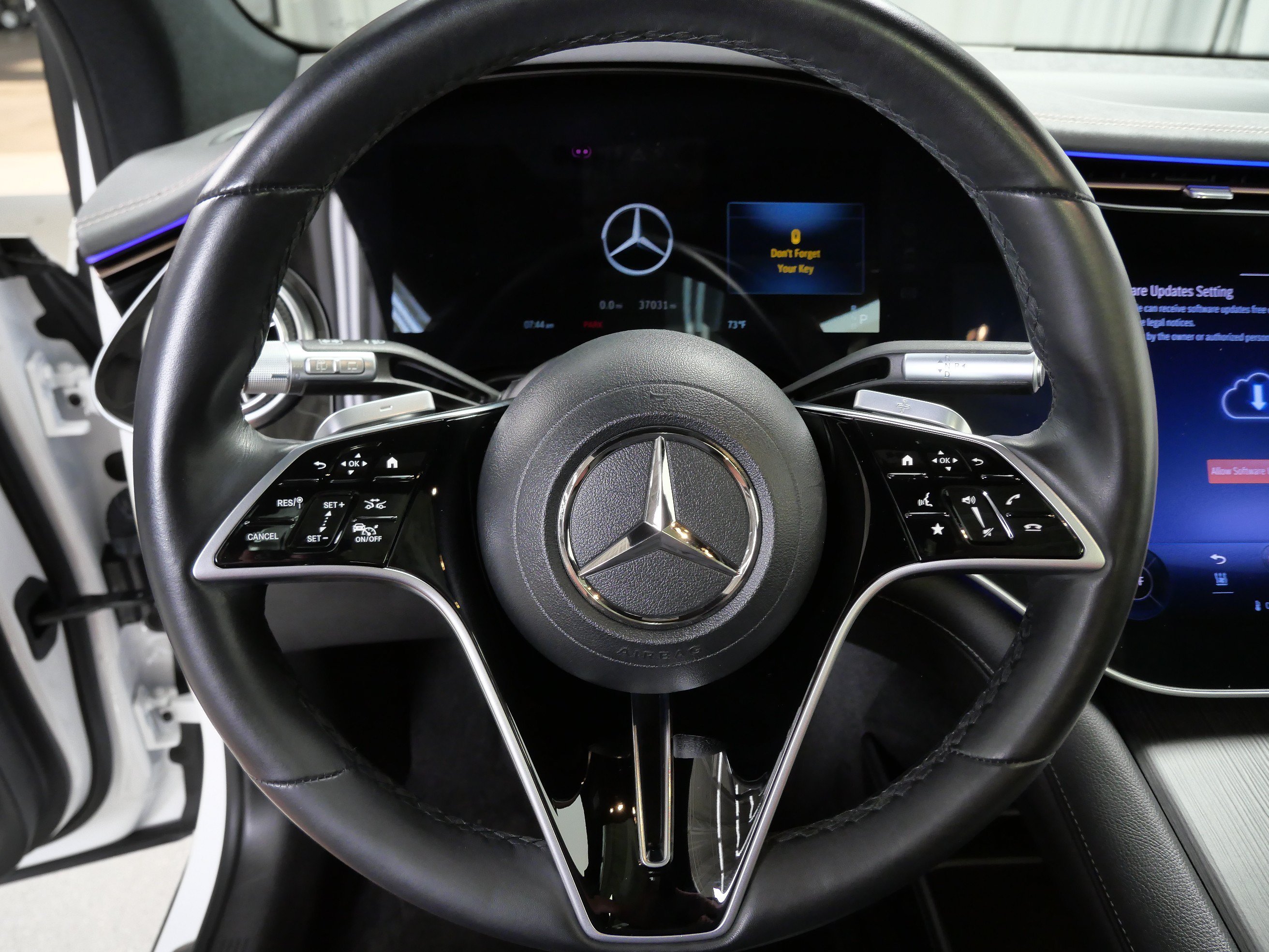 Certified Used 2023 Polar White Mercedes-Benz EQS 580 image 22