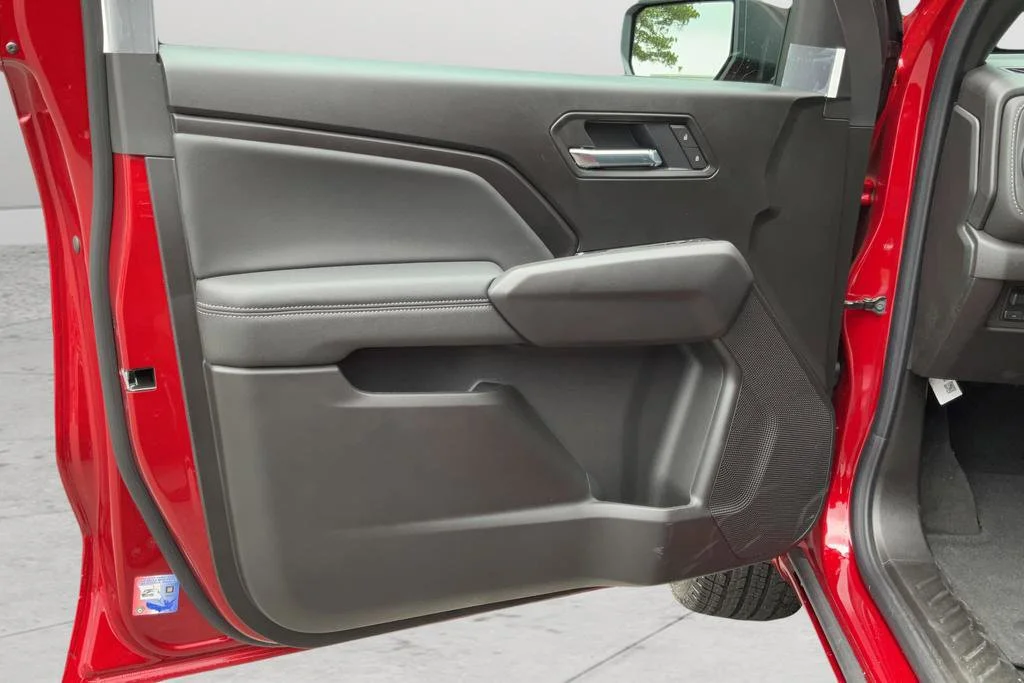 New 2026 Radiant Red Tintcoat Chevrolet LT image 9