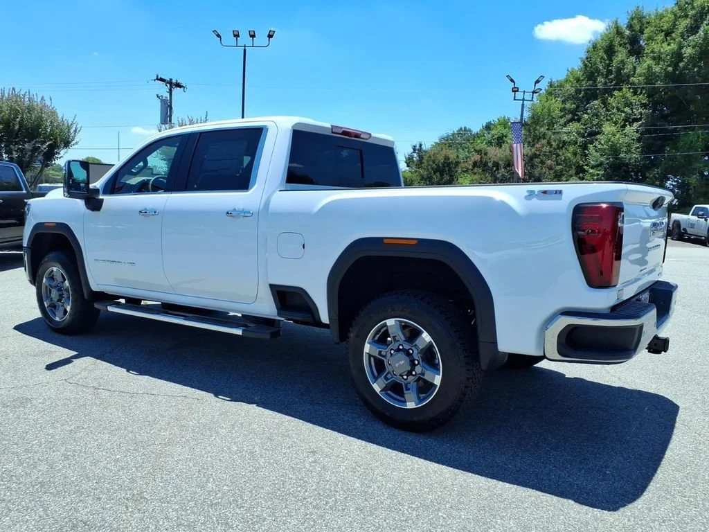 New 2026 Summit White GMC SLT image 23