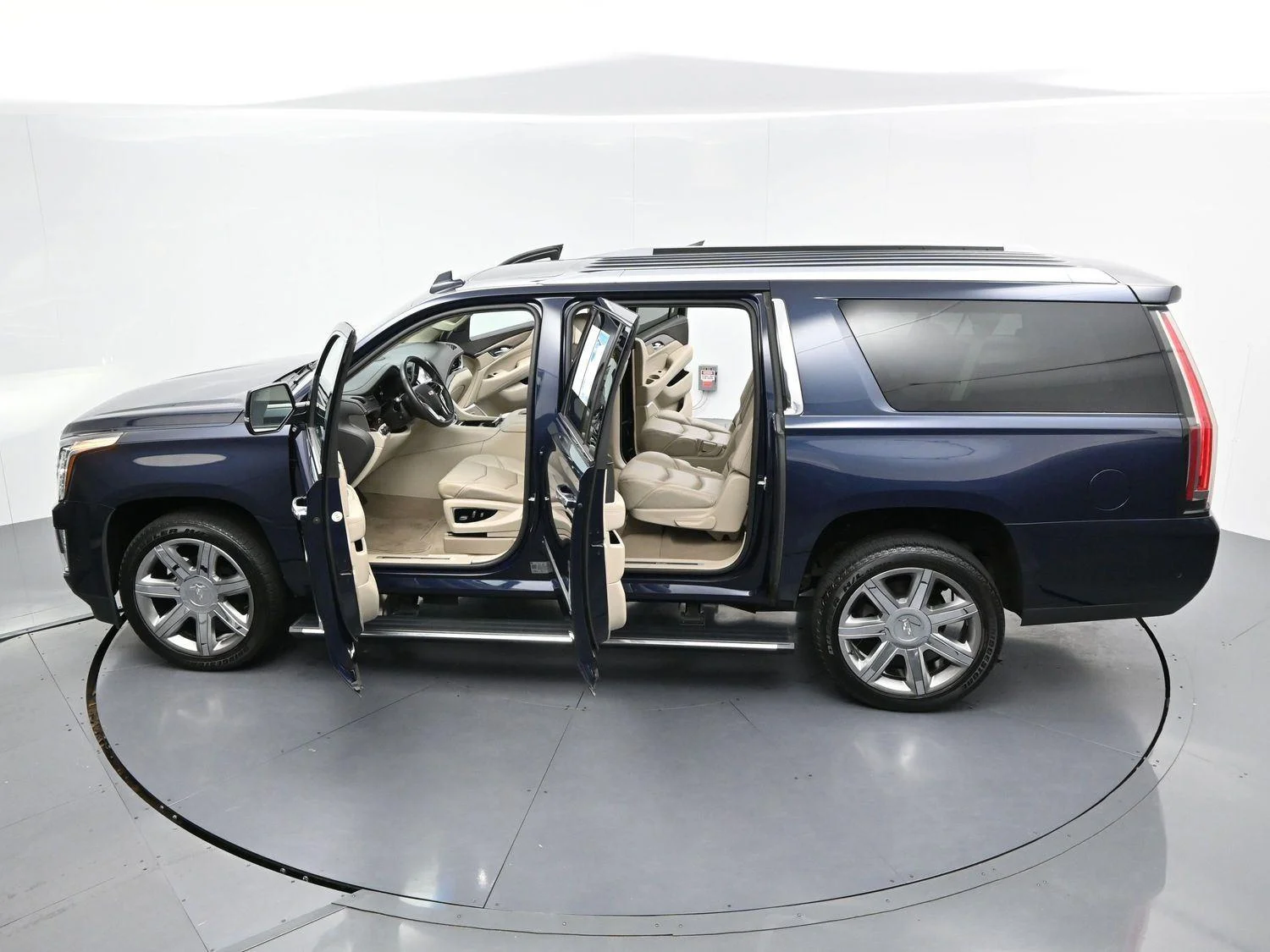Used 2019 DARK ADRIATIC BLUE METALLIC Cadillac Premium Luxury image 45