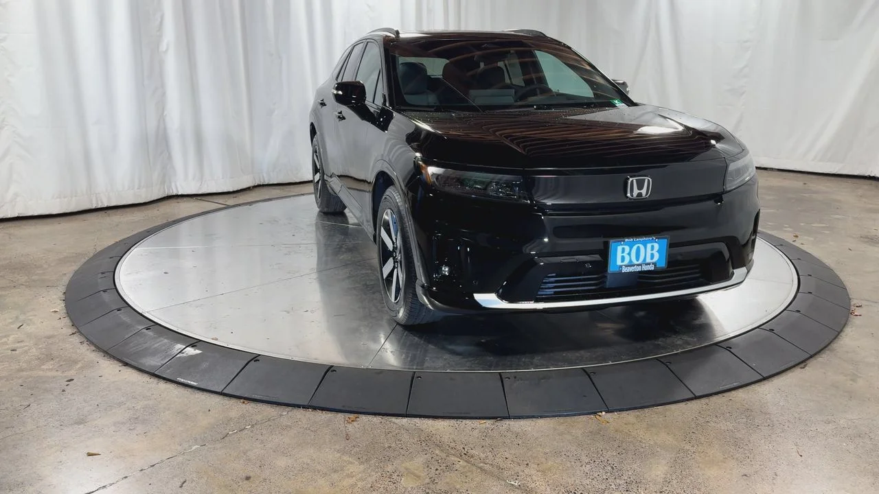 New 2026 Raven Black Honda Touring image 6