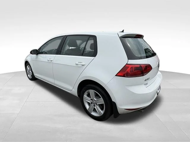 Used 2017  Volkswagen  image 5