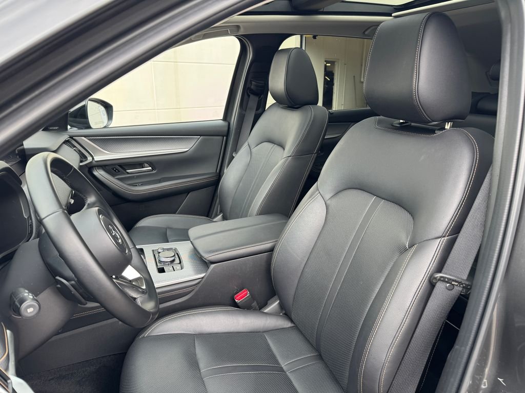 Used 2025 Machine Gray Metallic Mazda Premium PREMIUM PKG-LEATHER/MOON/NAV/21" WHEELS image 11