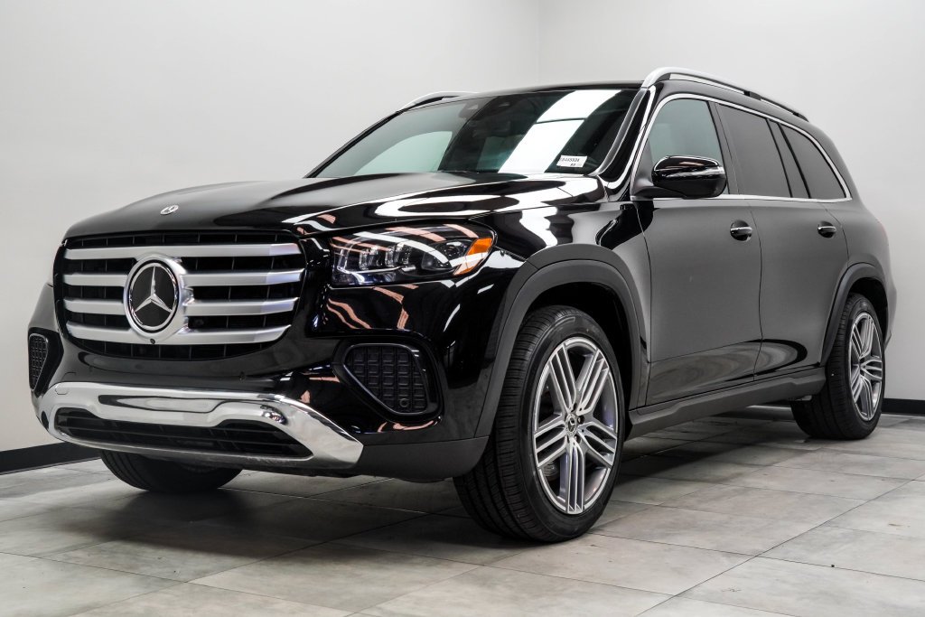 Used 2023 Black Mercedes-Benz GLB 250 image 8