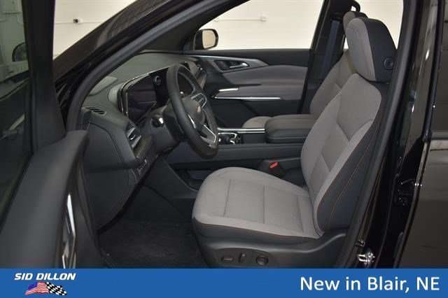 New 2026 Mosaic Black Metallic Chevrolet LT image 7
