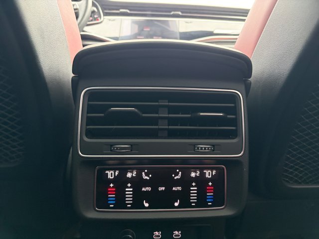 Used 2021 White Audi 4.0T Prestige image 19