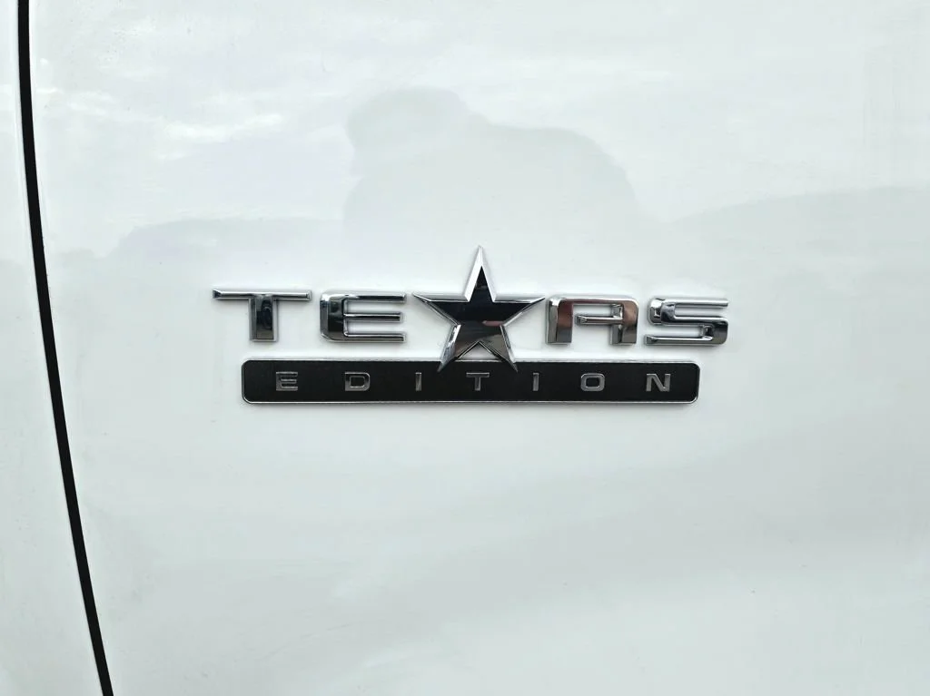 2025 Chevrolet Silverado 1500 Custom - Photo 6