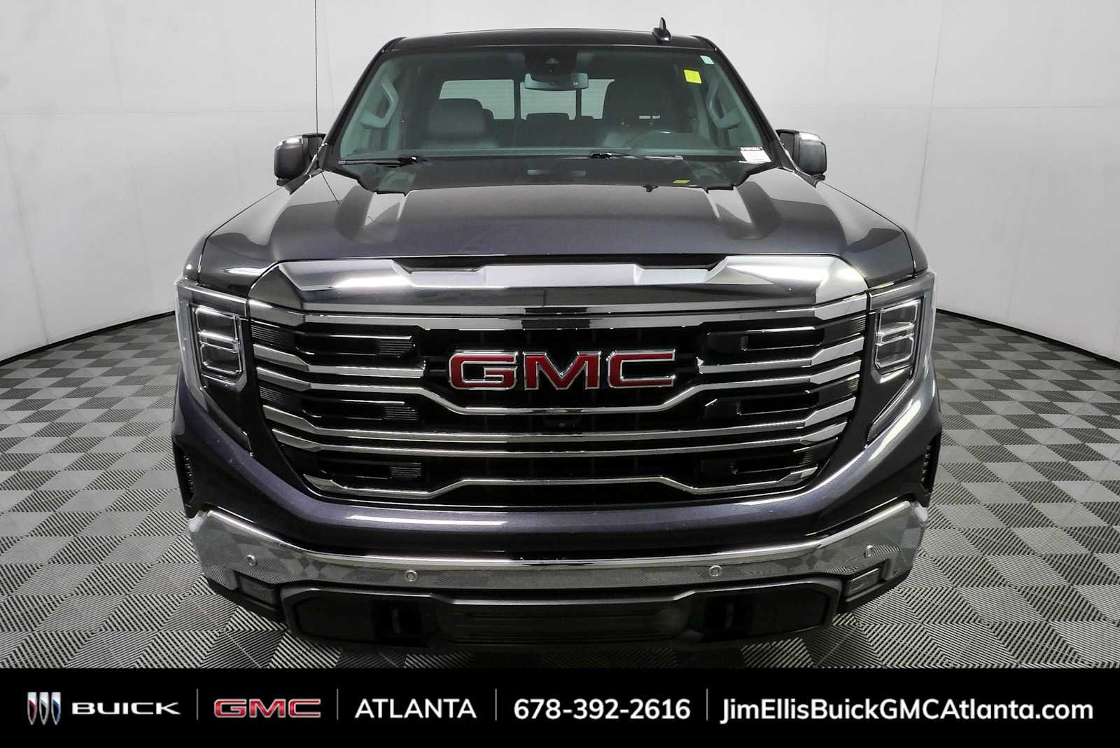 Used 2022 Titanium Rush Metallic GMC SLT image 35