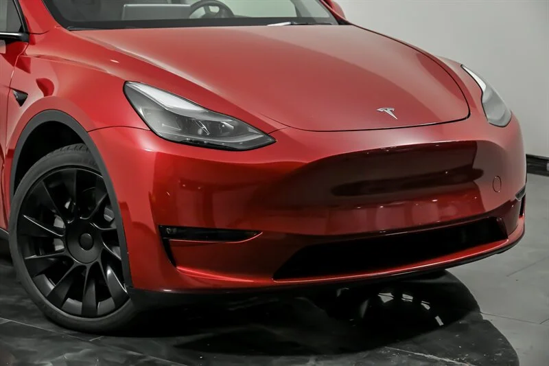 Used 2023 Tesla Model Y Long Range with VIN 7SAYGAEE8PF774195 for sale in Aurora, IL