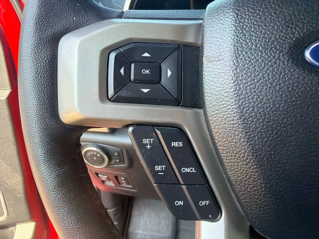 Used 2020 Red Ford Lariat image 30
