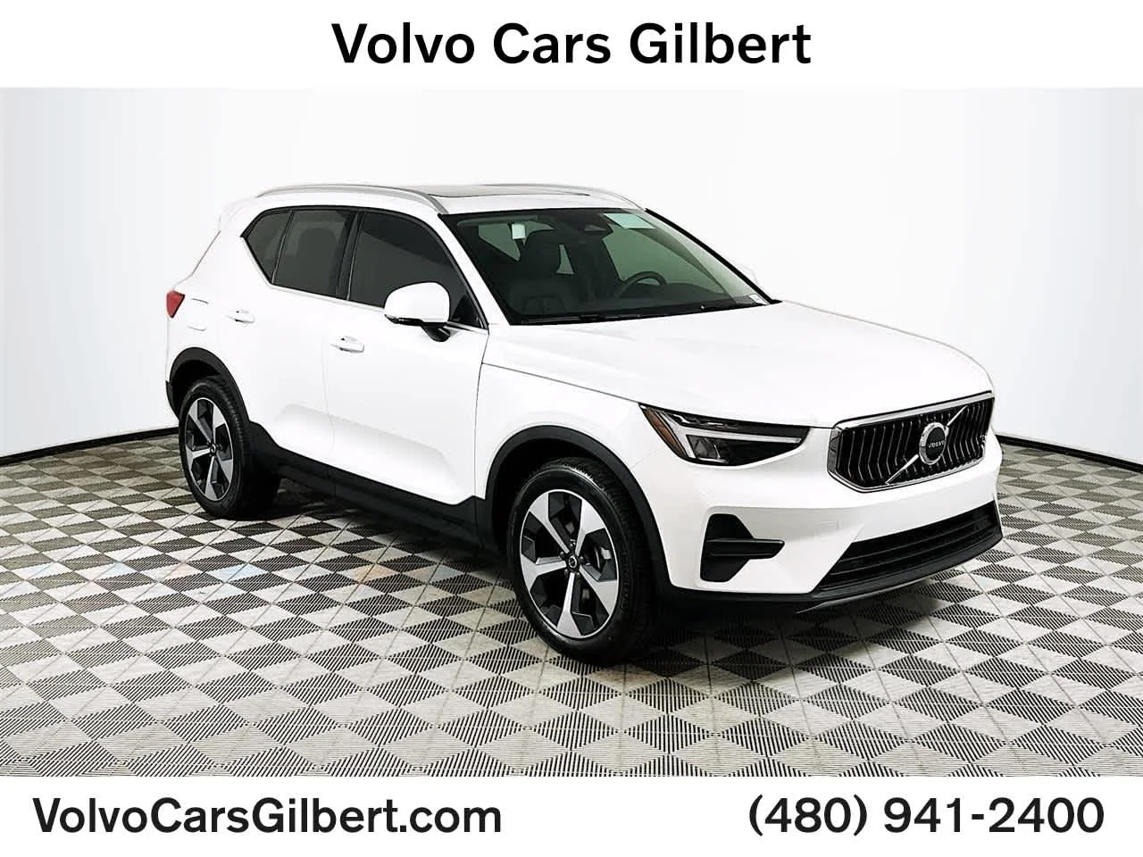2025 Volvo XC40