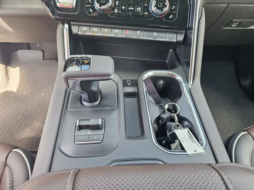 Used 2026 Glacier White Tricoat GMC Denali image 28