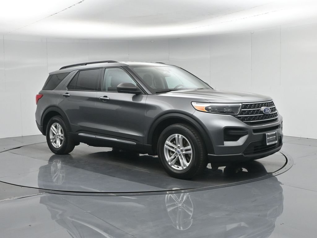 Certified Used 2023 Gray Ford XLT image 7